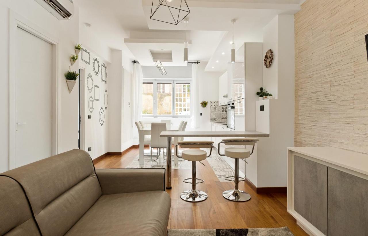 3 Bed Modern Flat - 15 Minutes Walk To Colosseum Roma Exterior foto
