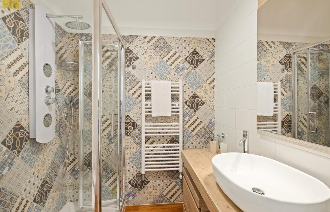 3 Bed Modern Flat - 15 Minutes Walk To Colosseum Roma Exterior foto