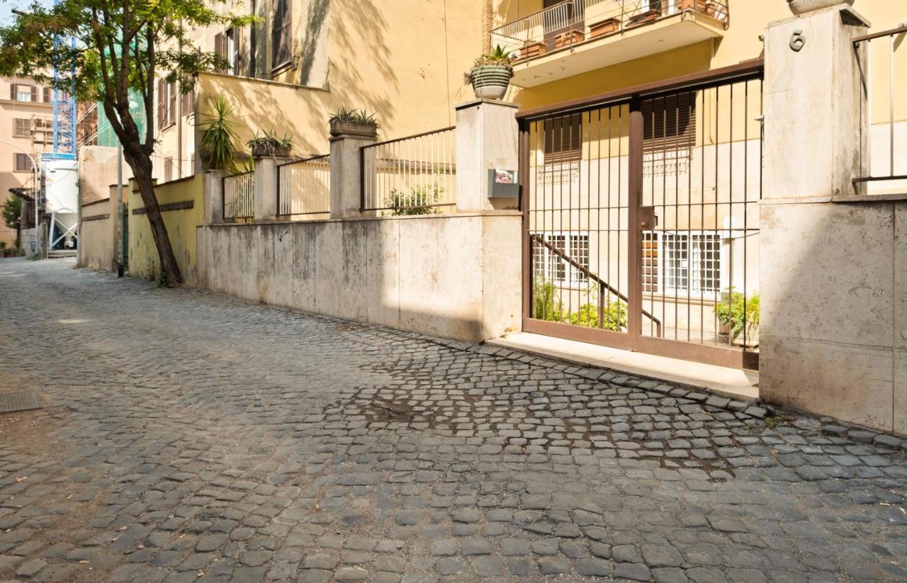 3 Bed Modern Flat - 15 Minutes Walk To Colosseum Roma Exterior foto